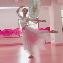 风筝误成人舞蹈视频,探寻传统与现代交融的舞蹈魅力