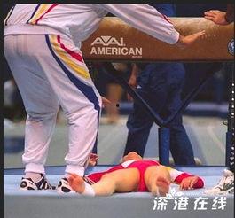 伊春成人摔跤事件始末视频